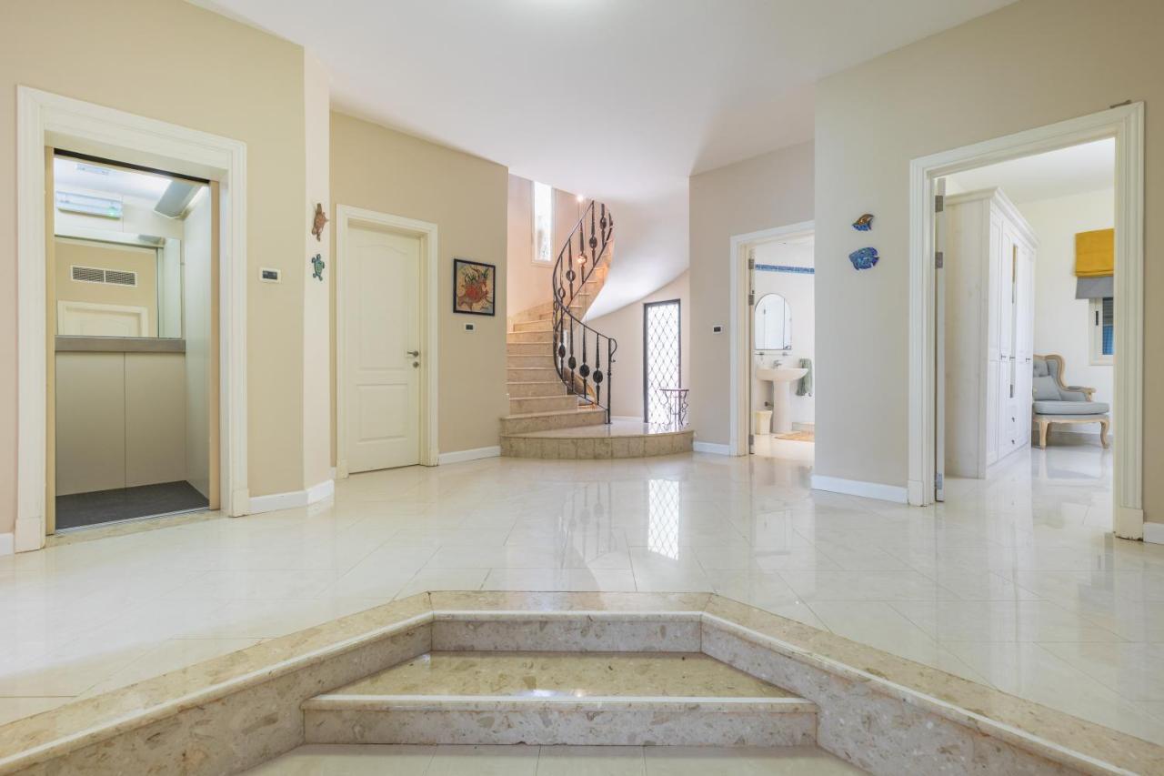 Villa Palma - Sunset Sea Views With Pool, Jacuzzi, Sauna And Games Room Mellieħa Extérieur photo