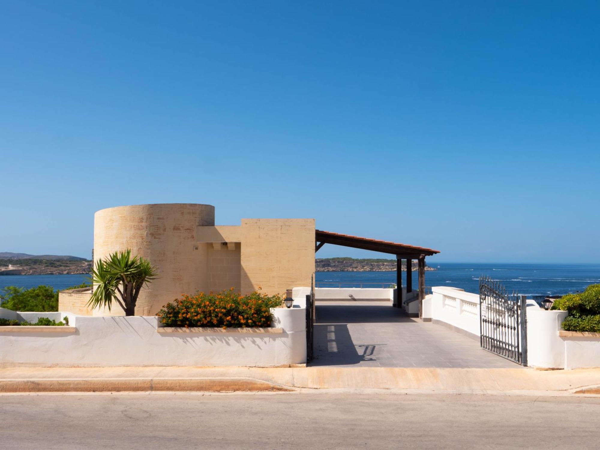 Villa Palma - Sunset Sea Views With Pool, Jacuzzi, Sauna And Games Room Mellieħa Extérieur photo